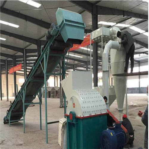 圣美機(jī)械 大型鋸末粉碎機(jī)價(jià)格解析與吉林地區(qū)家具行業(yè)應(yīng)用